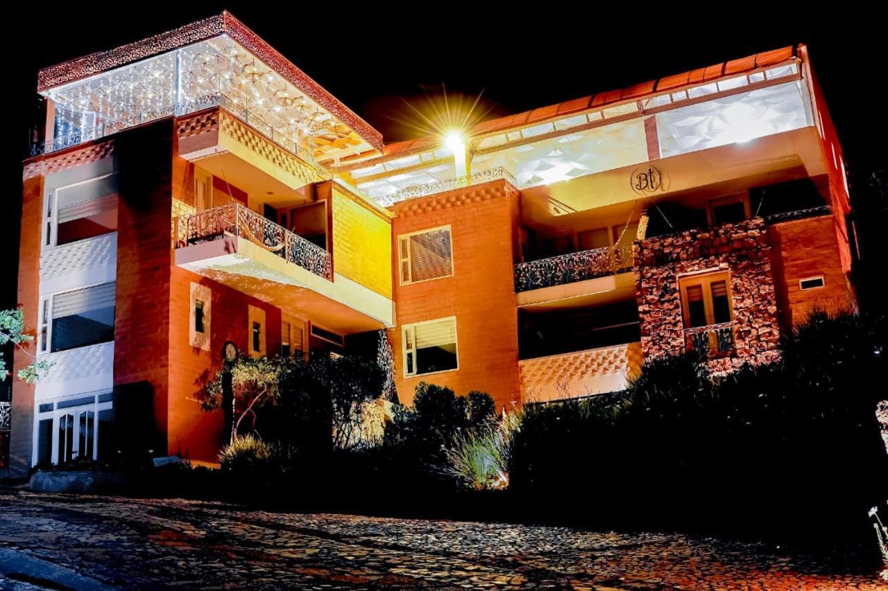 Bella Tierra Hotel Boutique Тибасоса Экстерьер фото
